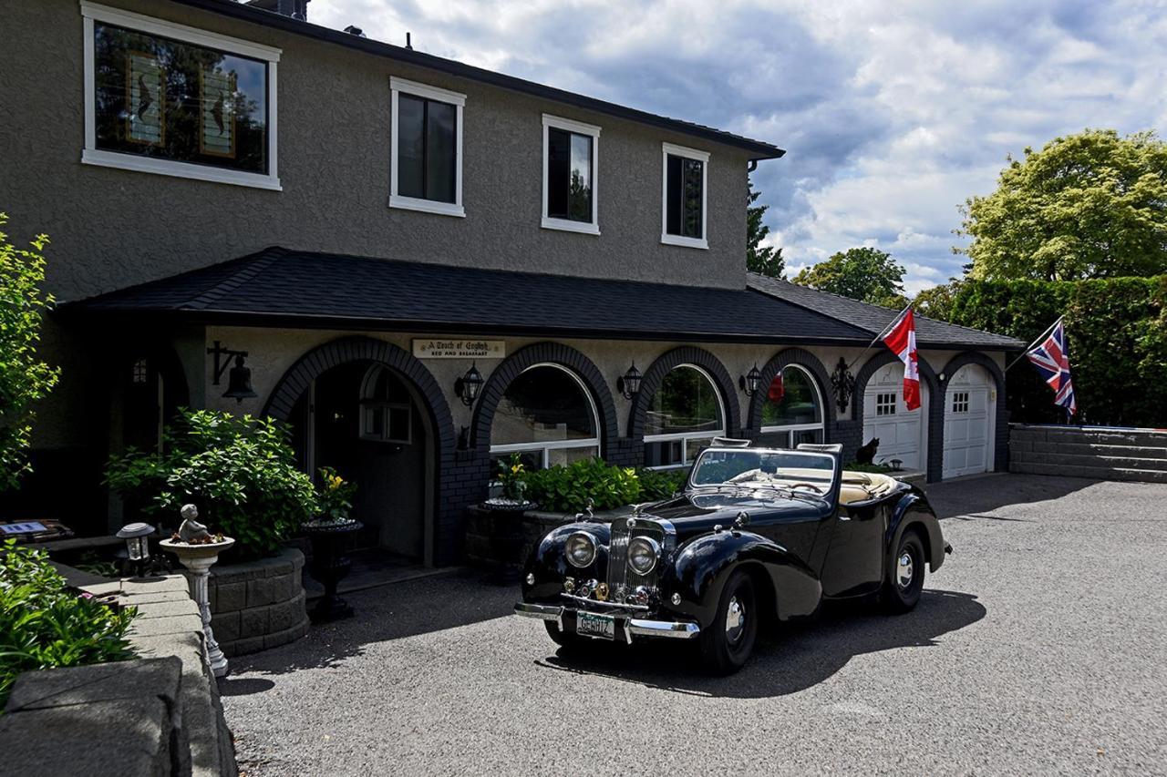A Touch Of English B&B Kelowna Exterior photo